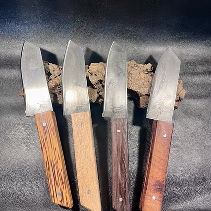 La forge de Xav (Fabrication de coutellerie)