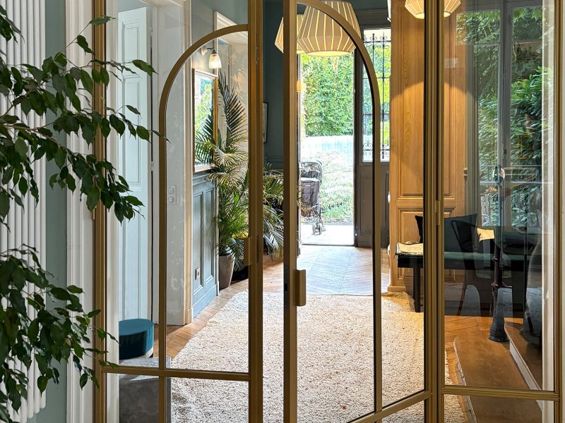 ARTMETA (Mobilier artisanal & Verrière durable)