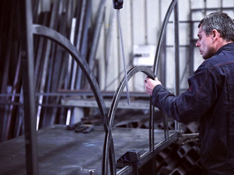 ARTMETA (Mobilier artisanal & Verrière durable)