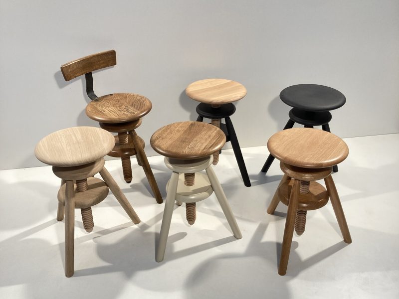 Ebenisterie VUILLEMIN (table à allonges et meuble sur-mesure)