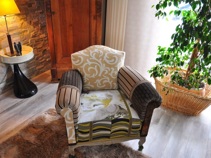 Jeanne JULIEN - (Mobilier unique)